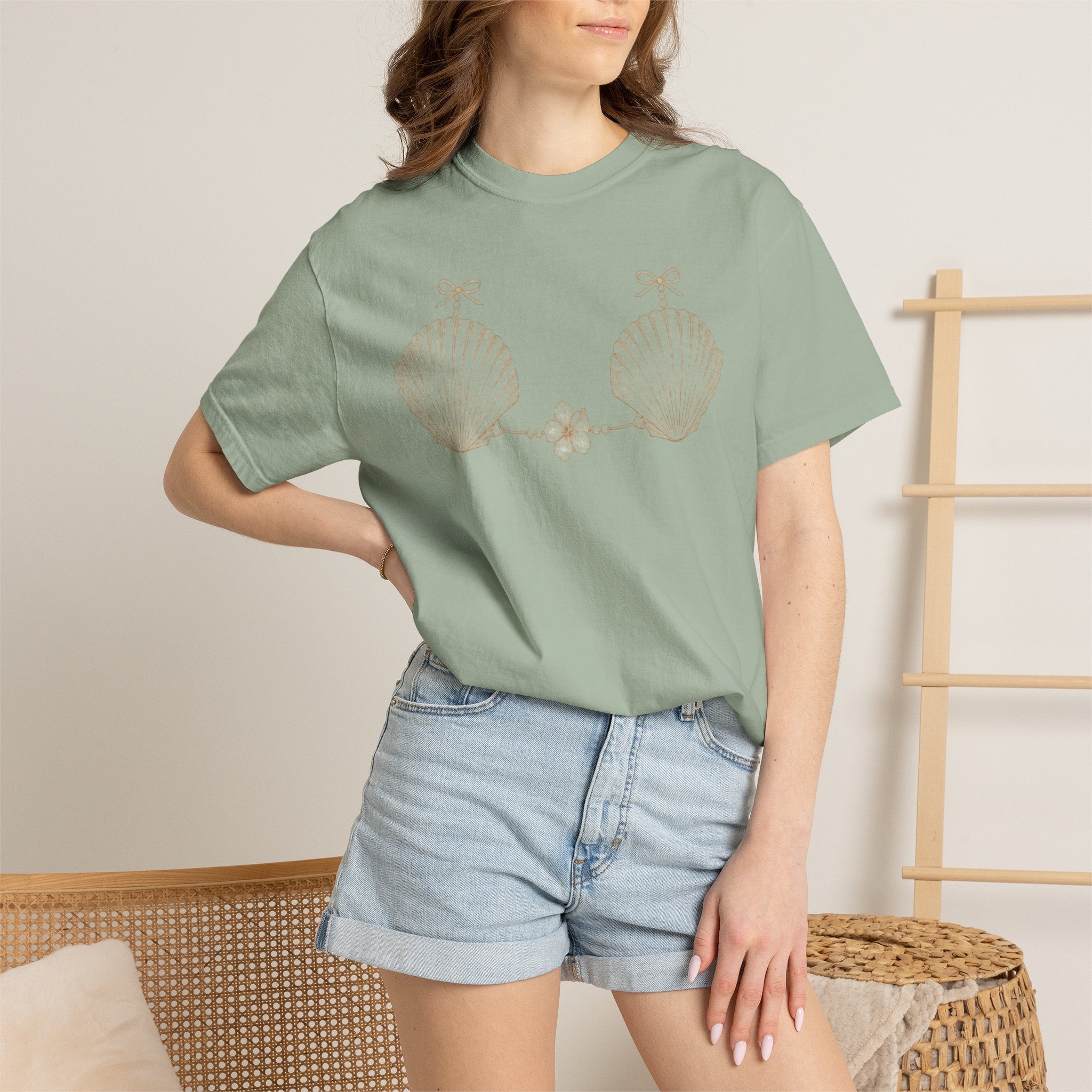 Seashell Bra Tee | T-shirt, Nautical Beach Shell Illustration