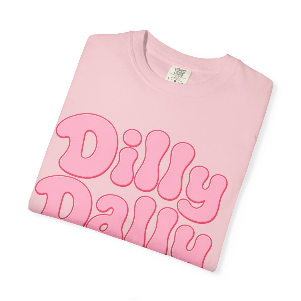 Dilly Dally pink bubble letters T-Shirt | groovy flower retro typography