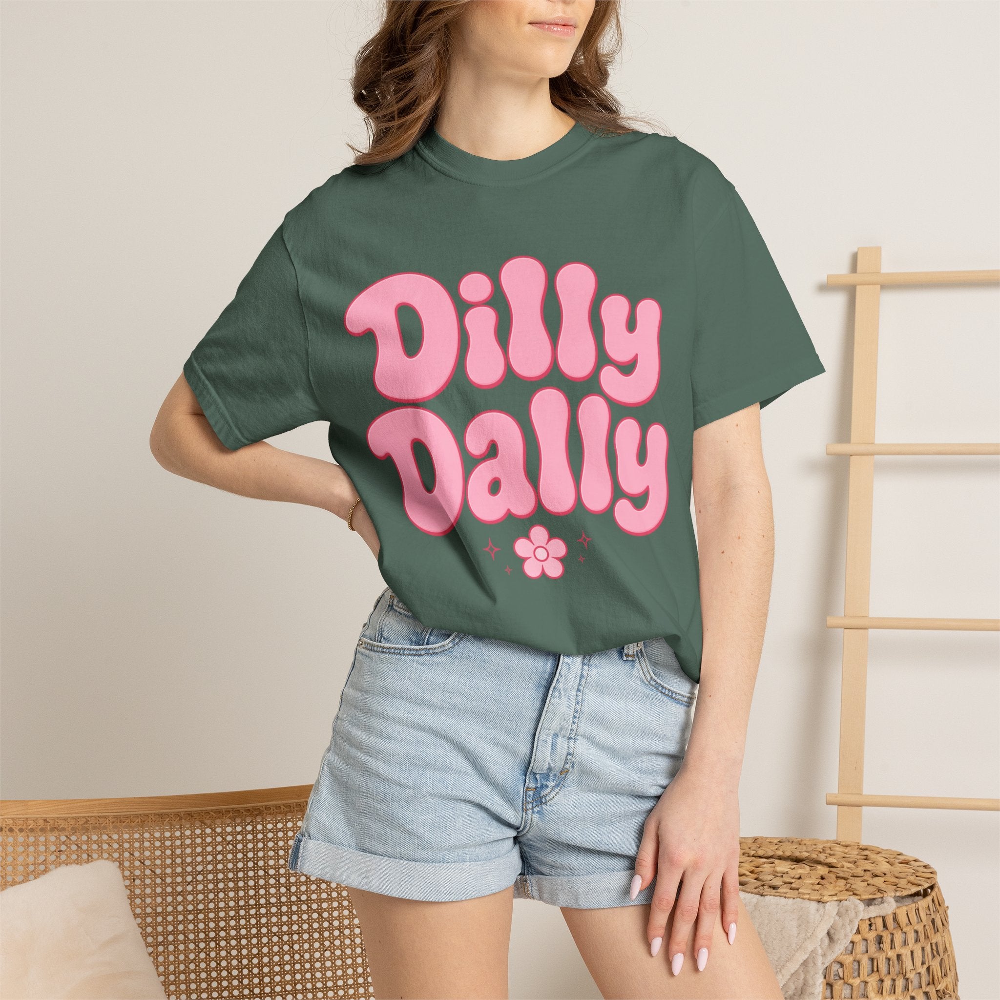 Dilly Dally pink bubble letters T-Shirt | groovy flower retro typography