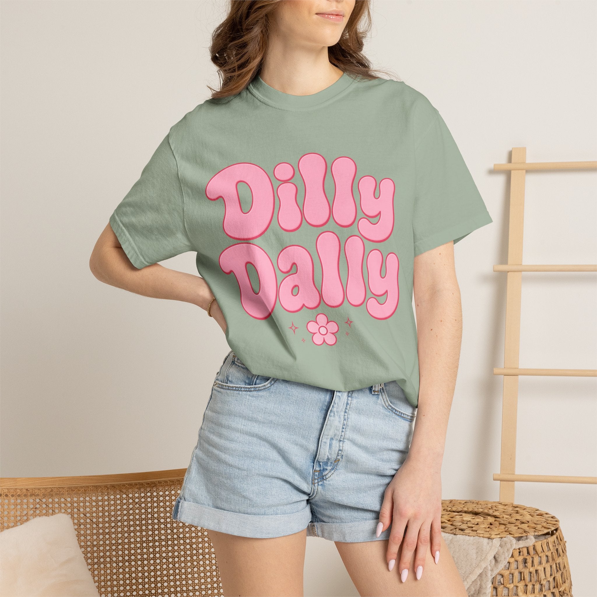 Dilly Dally pink bubble letters T-Shirt | groovy flower retro typography