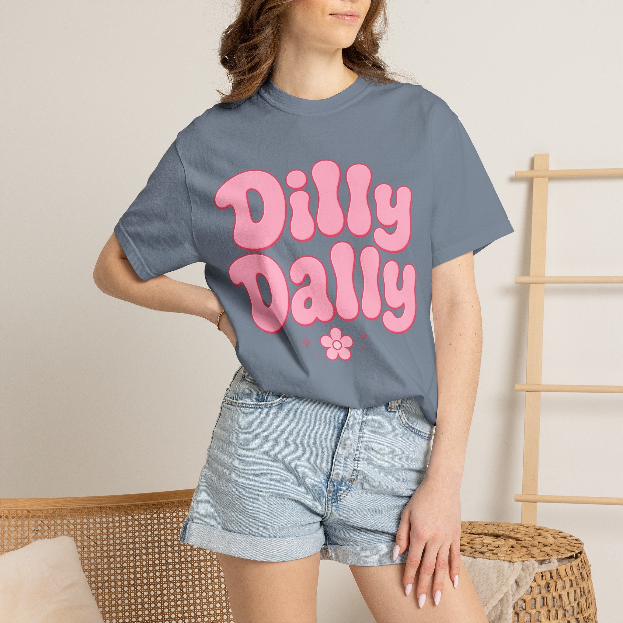 Dilly Dally pink bubble letters T-Shirt | groovy flower retro typography