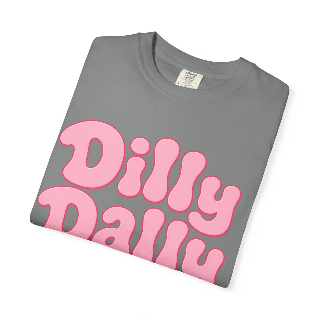 Dilly Dally pink bubble letters T-Shirt | groovy flower retro typography